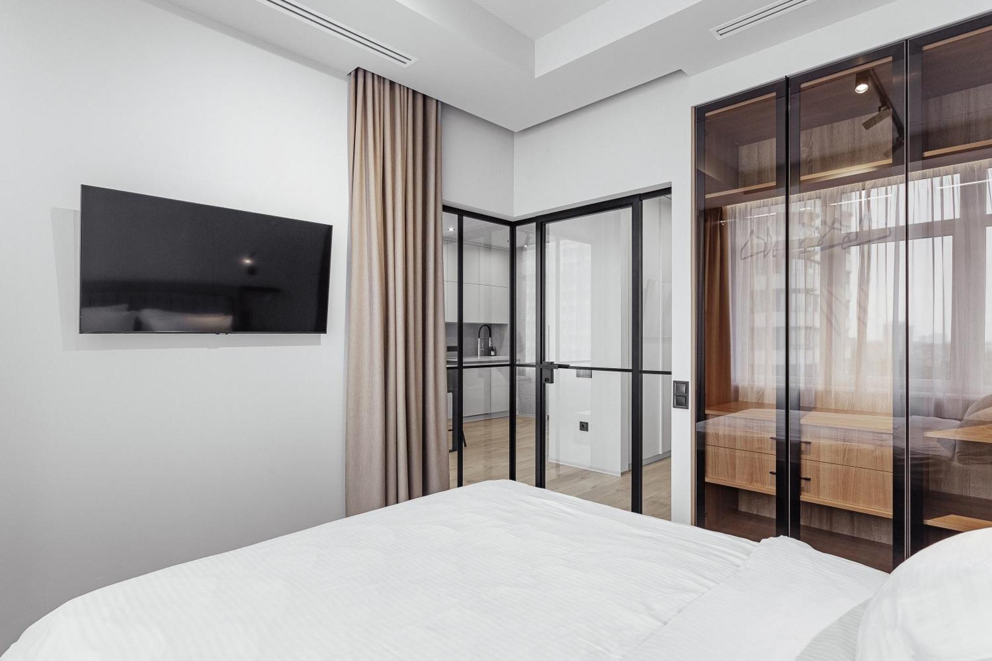 Sea & Sky Apartments 敖德萨 客房 照片