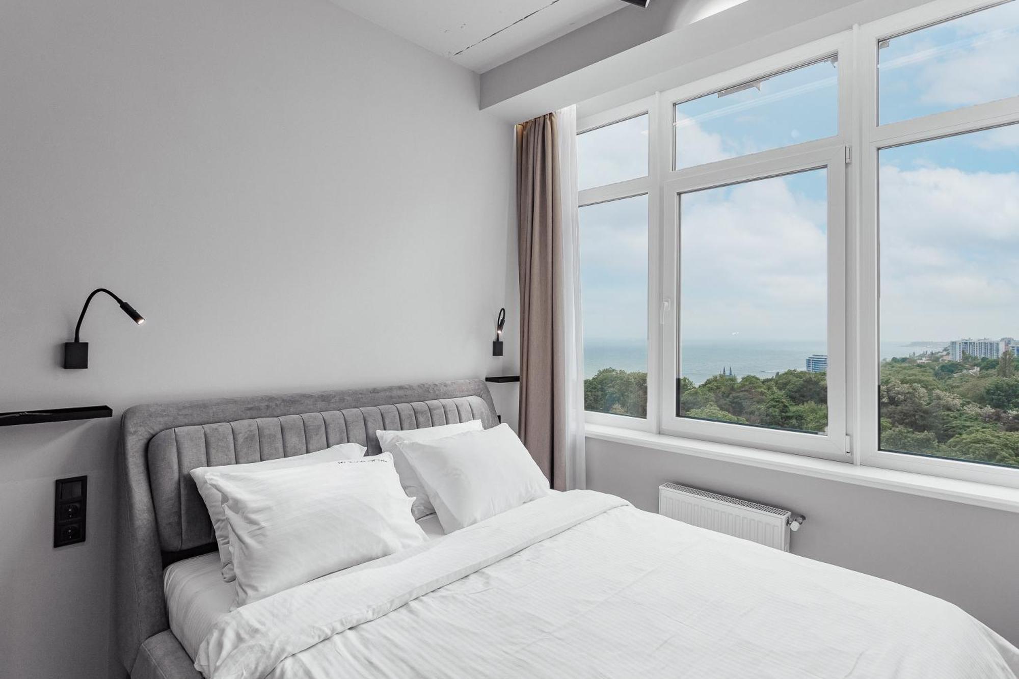 Sea & Sky Apartments 敖德萨 客房 照片